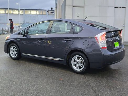 Used 2011 Toyota Prius Two image 5