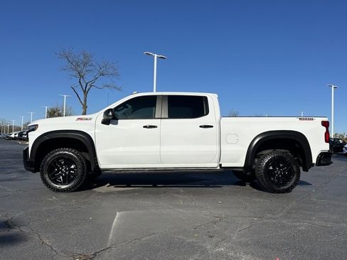 Used 2022 Chevrolet Silverado 1500 LT Trail Boss w/ Bed Protection Package image 7