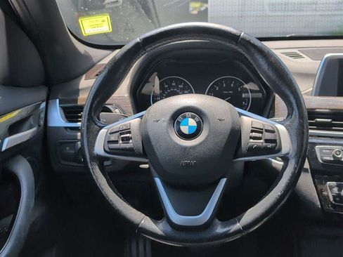 Used 2017 BMW X1 xDrive28i AWD/4WD image 9
