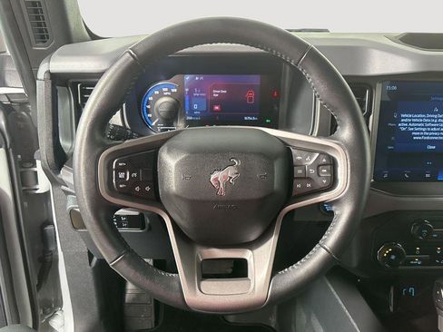 Used 2024 Ford Bronco Black Diamond image 18
