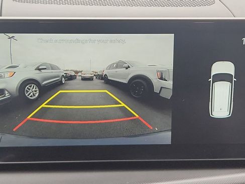 Used 2025 Hyundai Santa Fe SEL image 21