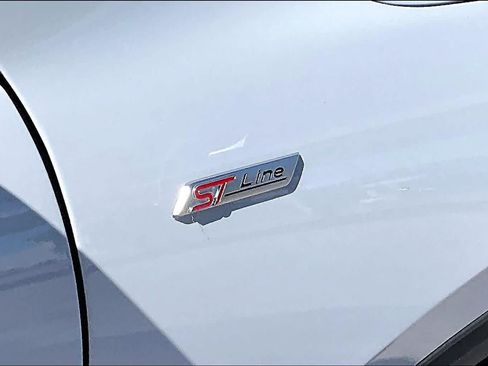Used 2025 Ford Escape ST-Line FWD image 10
