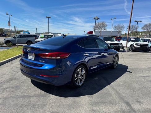 Used 2017 Hyundai Elantra Limited image 5