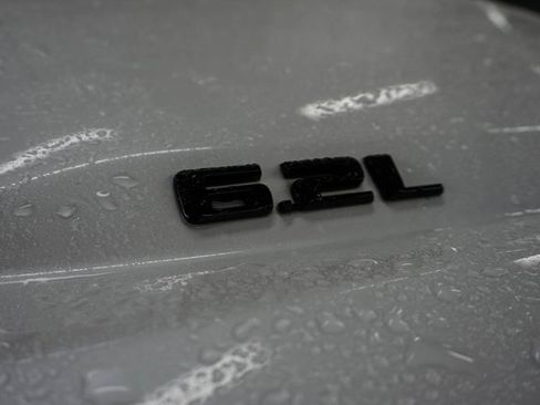 Used 2022 Chevrolet Silverado 1500 LTZ w/ LTZ Premium Package image 4