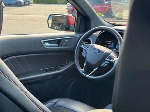 Used 2024 Ford Edge ST-Line AWD/4WD image 23