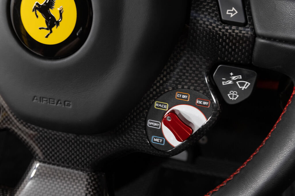 Used 2020 Ferrari 488 Pista Coupe RWD image 40