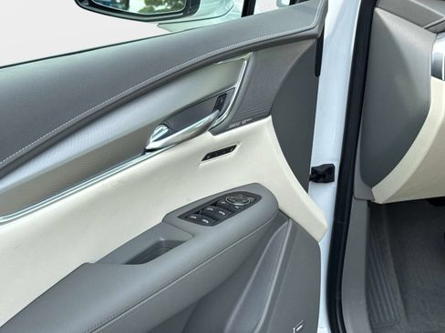 New 2026 Cadillac XT5 Premium Luxury w/ Driver Assist Package AWD/4WD image 16