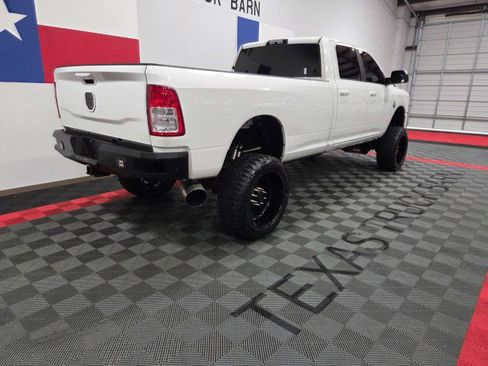 Used 2019 RAM 3500 Big Horn AWD/4WD image 17