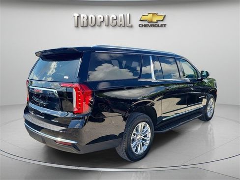 Used 2024 GMC Yukon XL SLT image 5