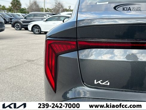 New 2025 Kia K4 EX image 10