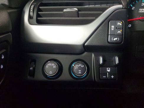 Used 2017 Chevrolet Suburban LT w/ Max Trailering Package AWD/4WD image 35