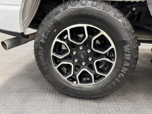 Used 2022 Ford F150 XLT w/ Equipment Group 302A High image 9