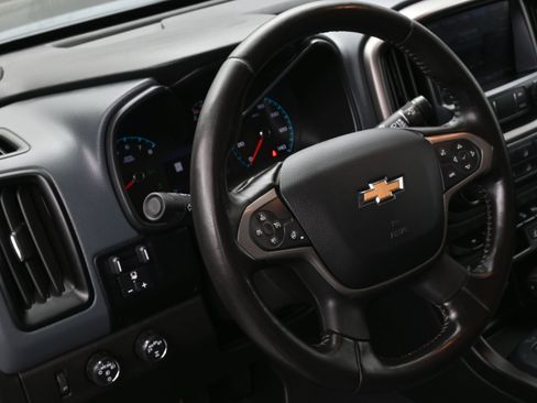 Used 2020 Chevrolet Colorado Z71 image 34