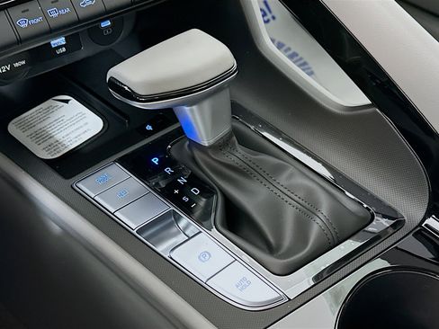 New 2026 Hyundai Elantra SEL Sport Premium FWD image 16