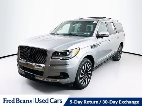 Certified 2024 Lincoln Navigator L Black Label AWD/4WD image 3