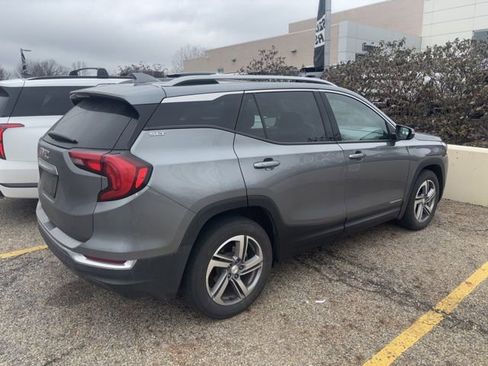 Used 2018 GMC Terrain SLT w/ Preferred Package image 3