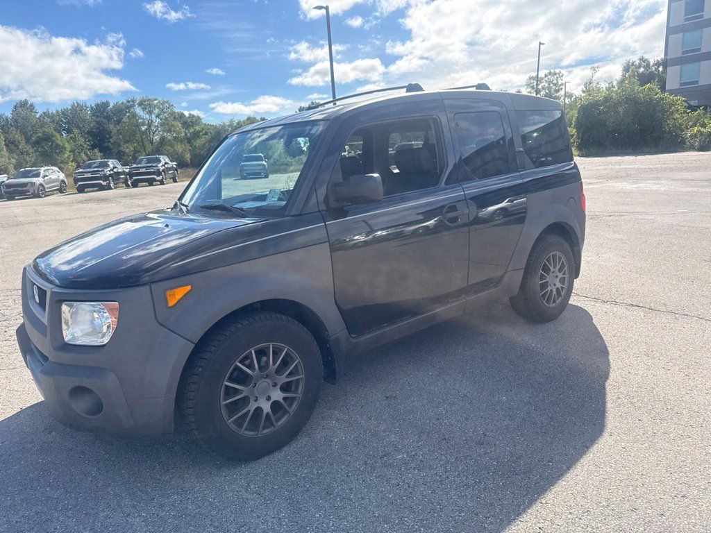 Used 2004 Honda Element EX image 3
