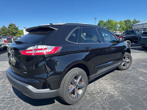 Used 2024 Ford Edge SEL w/ Sport Appearance Package AWD/4WD image 3