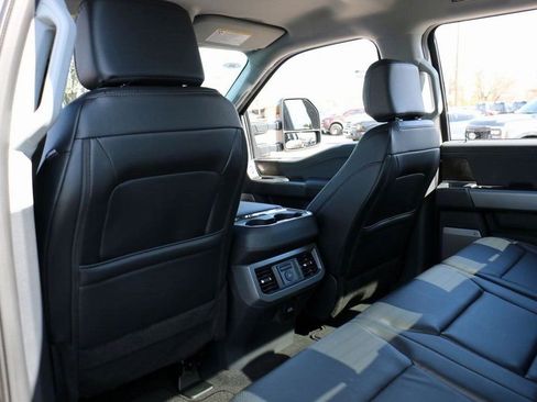 New 2026 Ford F250 Lariat w/ FX4 Off-Road Package AWD/4WD image 24