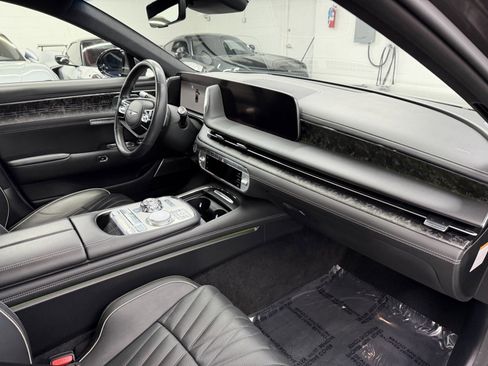 Used 2023 Genesis G90 3.5T image 19