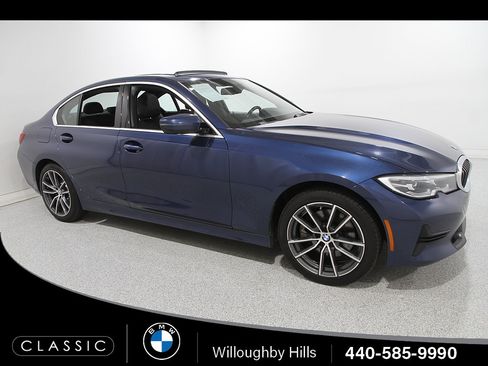Used 2021 BMW 330i xDrive Sedan w/ Convenience Package AWD/4WD image 1