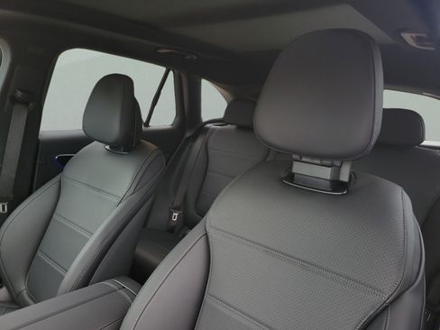 Used 2026 Mercedes-Benz GLC 300 image 20