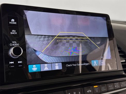 Certified 2026 Honda Odyssey Touring image 17