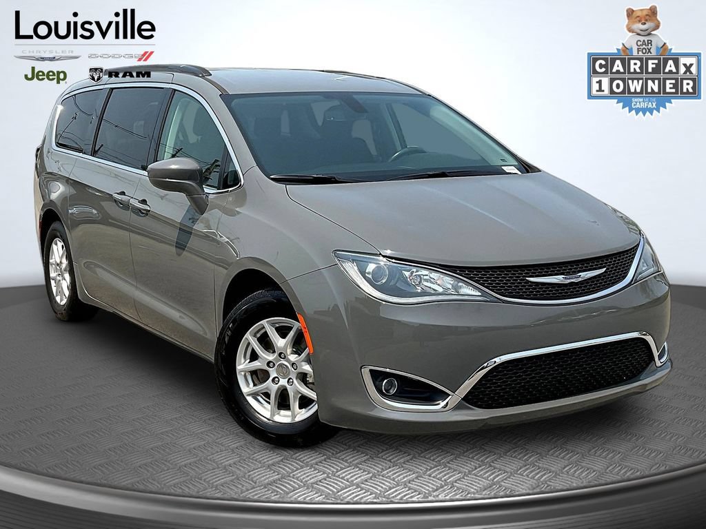 Used 2020 Chrysler Pacifica Touring w/ Cold Weather Group FWD image 1