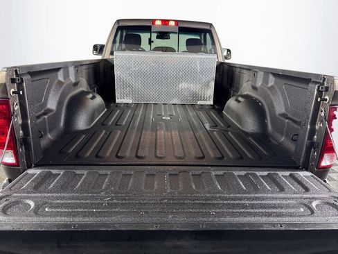 Used 2018 RAM 2500 SLT w/ Popular Equipment Group AWD/4WD image 18