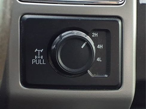 Used 2020 Ford F250 King Ranch w/ King Ranch Ultimate Package AWD/4WD image 12