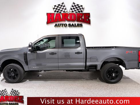 Used 2026 Ford F250 XL w/ STX Appearance Package AWD/4WD image 1