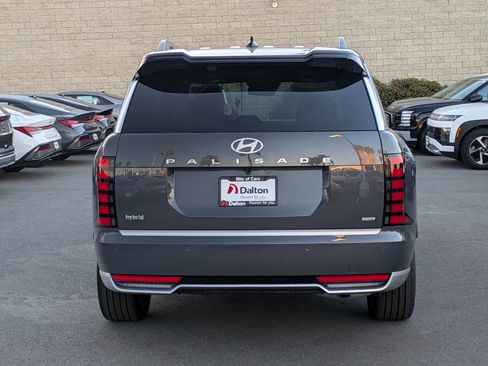 New 2026 Hyundai Palisade Calligraphy AWD/4WD image 3