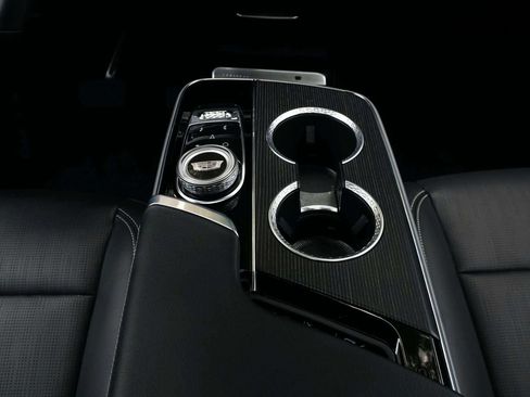 Used 2024 Cadillac Lyriq Luxury RWD image 23