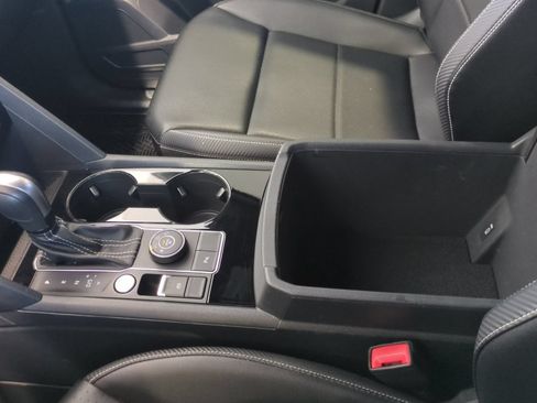 Used 2022 Volkswagen Atlas Cross Sport SE AWD/4WD image 32
