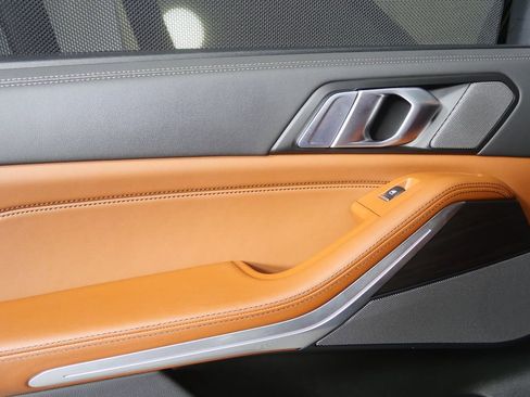 Used 2024 BMW X5 xDrive40i w/ Executive Package image 14