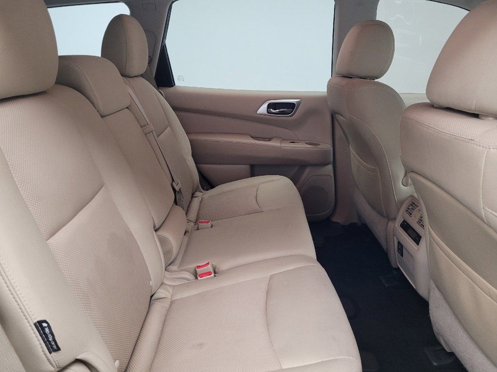 Used 2018 Nissan Pathfinder SV w/ Cargo Package AWD/4WD image 19