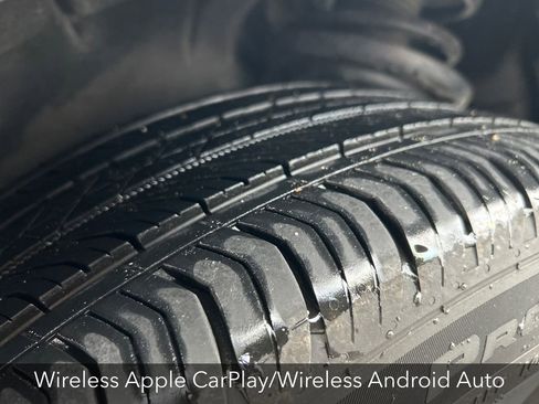 Certified 2025 Buick Envision Avenir AWD/4WD image 20