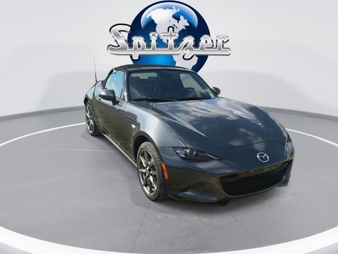 Used 2023 MAZDA MX-5 Miata Grand Touring w/ Weather Package image 3