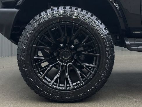 Used 2025 Ford Bronco Outer Banks AWD/4WD image 10