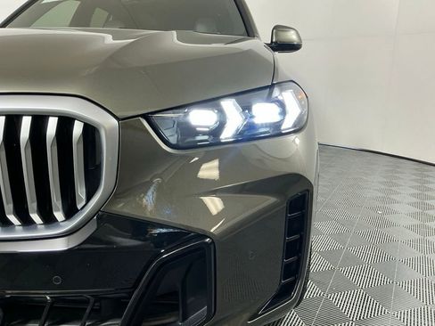 Certified 2024 BMW X5 sDrive40i w/ M Sport Package RWD image 8