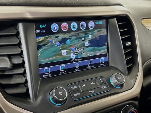 Used 2019 GMC Acadia Denali w/ Technology Package AWD/4WD image 22
