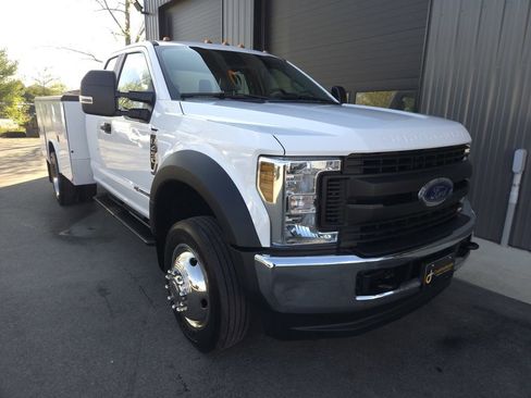 Used 2019 Ford F250 XL w/ Power Equipment Group AWD/4WD image 5