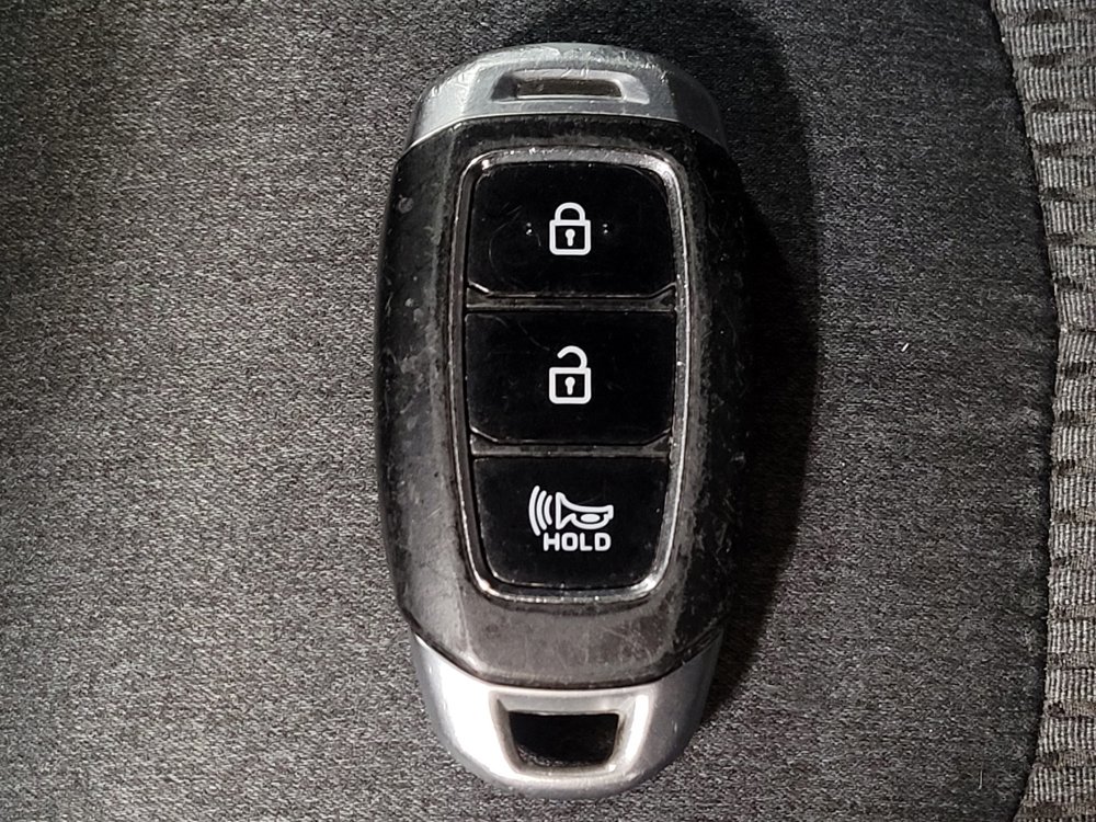 Used 2020 Hyundai Santa Fe SEL FWD image 32