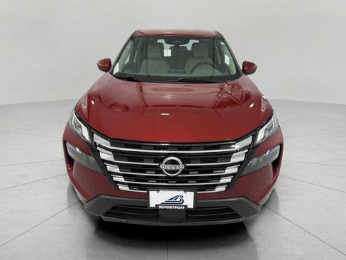 Used 2025 Nissan Rogue SV AWD/4WD image 13