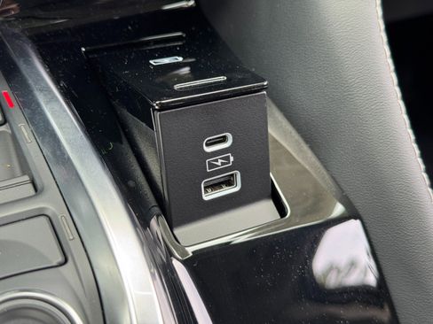 Used 2023 Acura MDX SH-AWD w/ Advance Package image 35