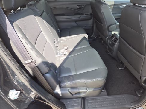 Used 2023 Honda Passport EX-L image 22