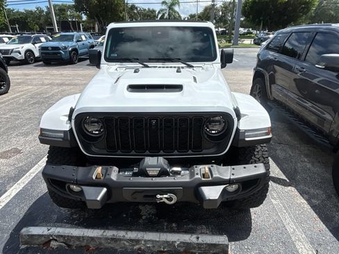 Used 2024 Jeep Wrangler Unlimited Rubicon 392 AWD/4WD image 2