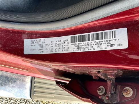 Used 2020 RAM 1500 Laramie RWD image 35