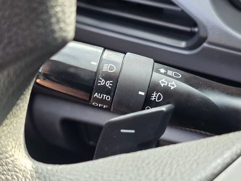 Certified 2024 Subaru Crosstrek 2.0i Premium AWD/4WD image 38