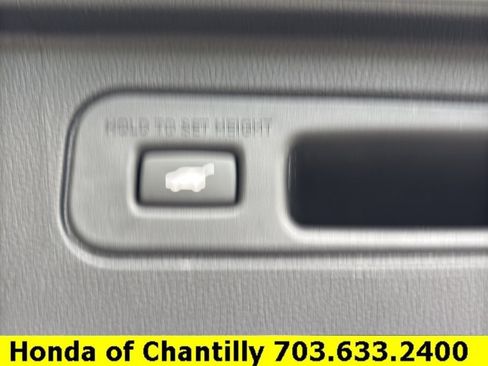 Used 2026 Honda Pilot Black Edition image 31